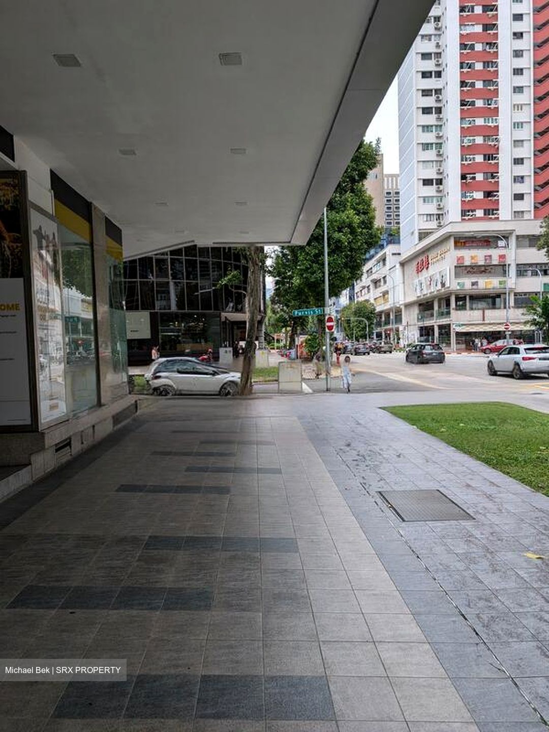 North Bridge Centre (D7), Retail #528903571
